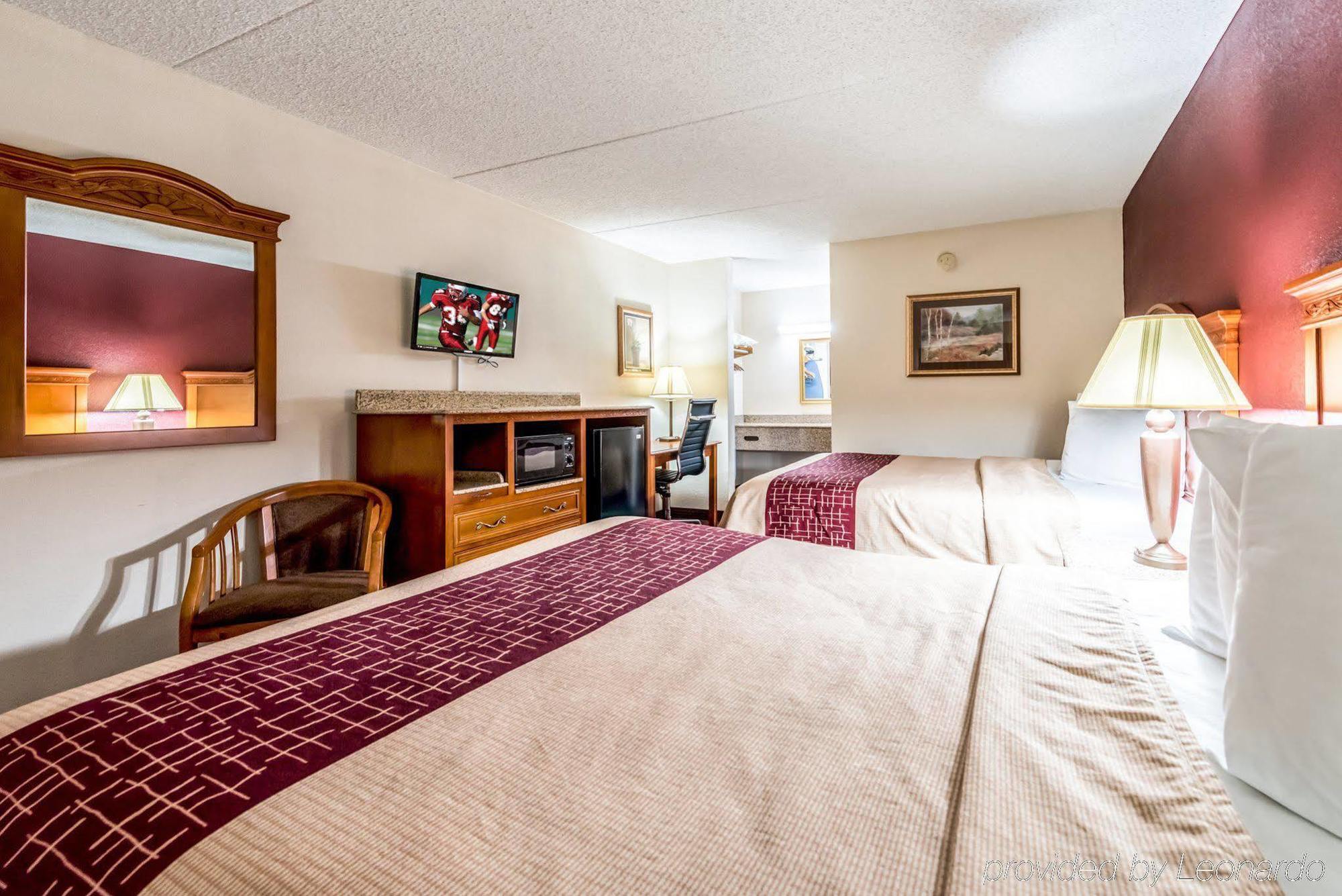 Red Roof Inn & Suites Pigeon Forge Parkway Zewnętrze zdjęcie