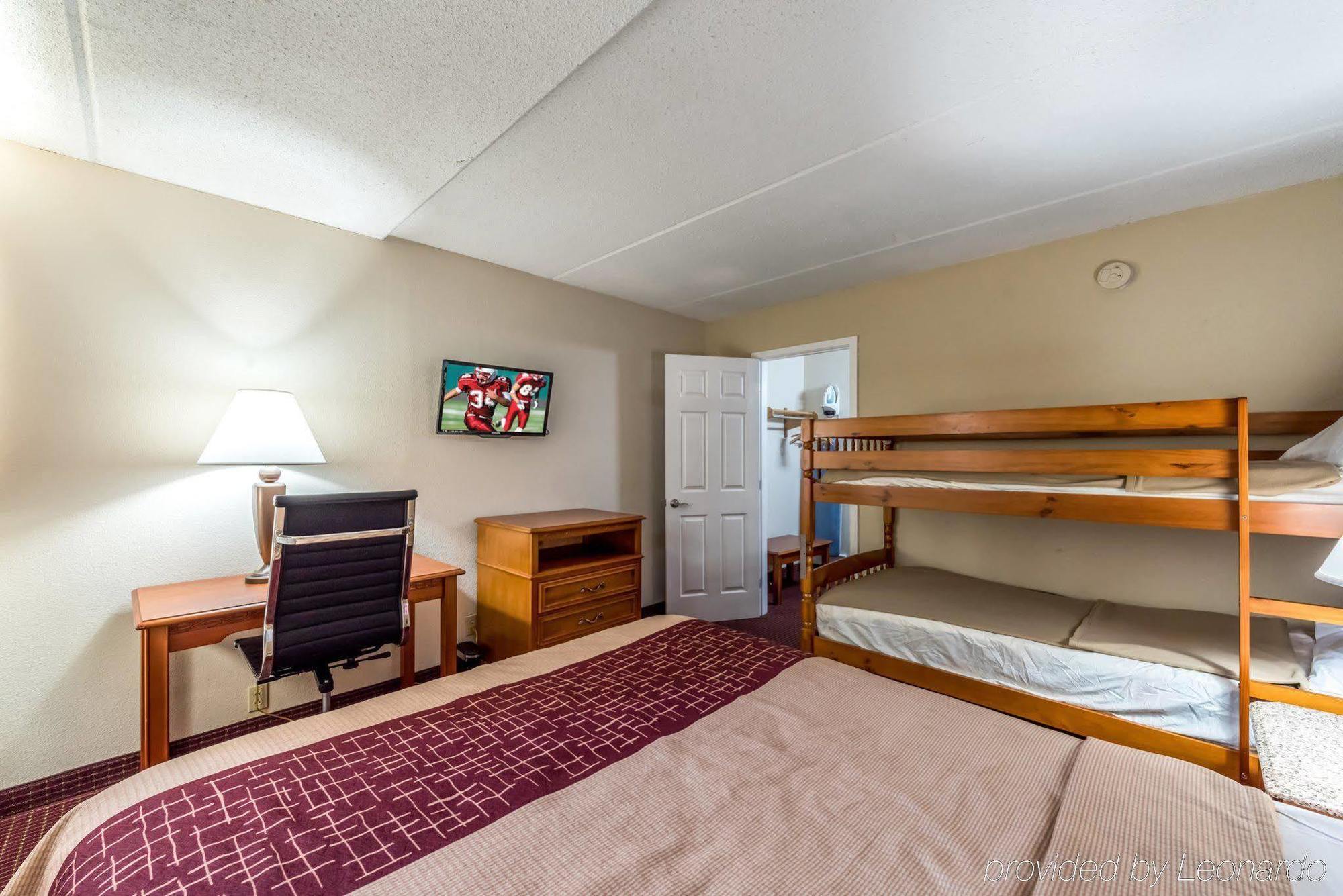 Red Roof Inn & Suites Pigeon Forge Parkway Zewnętrze zdjęcie