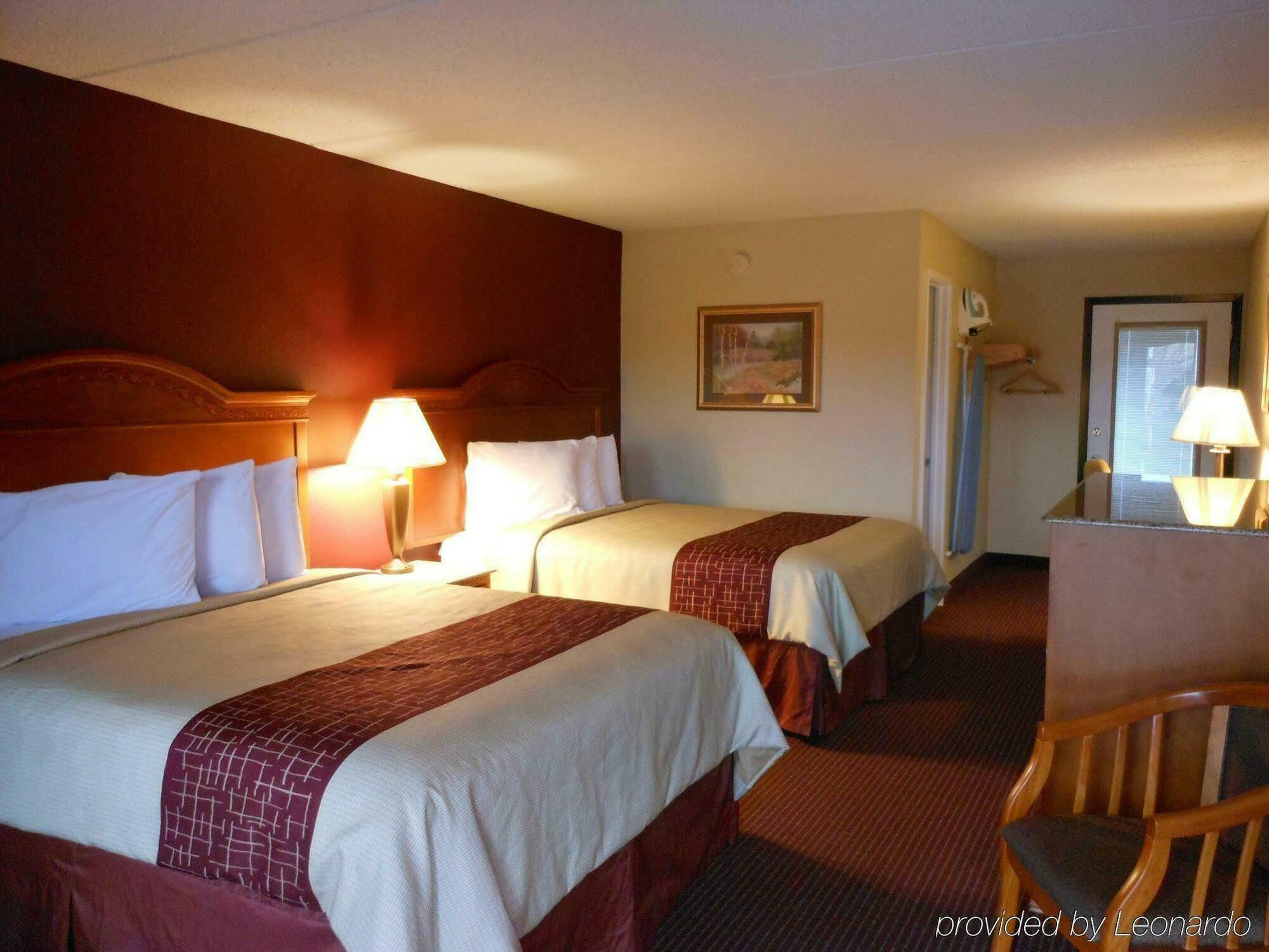 Red Roof Inn & Suites Pigeon Forge Parkway Zewnętrze zdjęcie